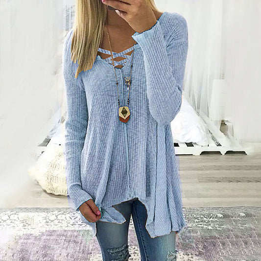Elegante blusa asimmetrica con scollo a V di Valentina Lo Bello