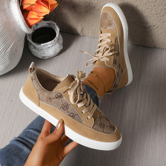 Sneakers casual Valentina Lo Bello con ricami floreali