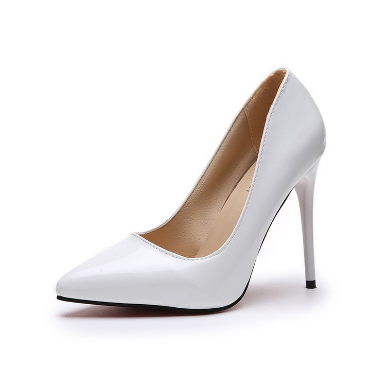 Elegant Valentina Lo Bello Pointed High Heel Pumps
