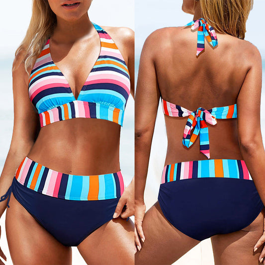 Bikini a righe a vita alta di Valentina Lo Bello