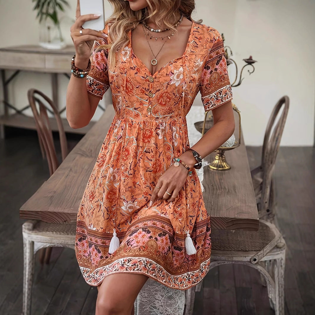 Abito estivo a trapezio in stile boho floreale di Valentina Lo Bello