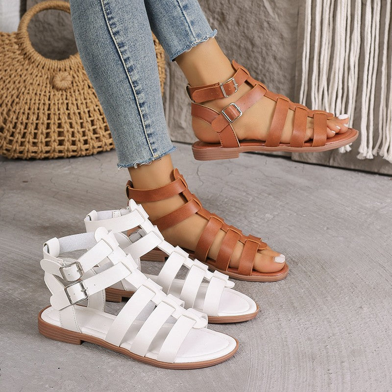 Chic Roman Valentina Lo Bello Hollow Sandals