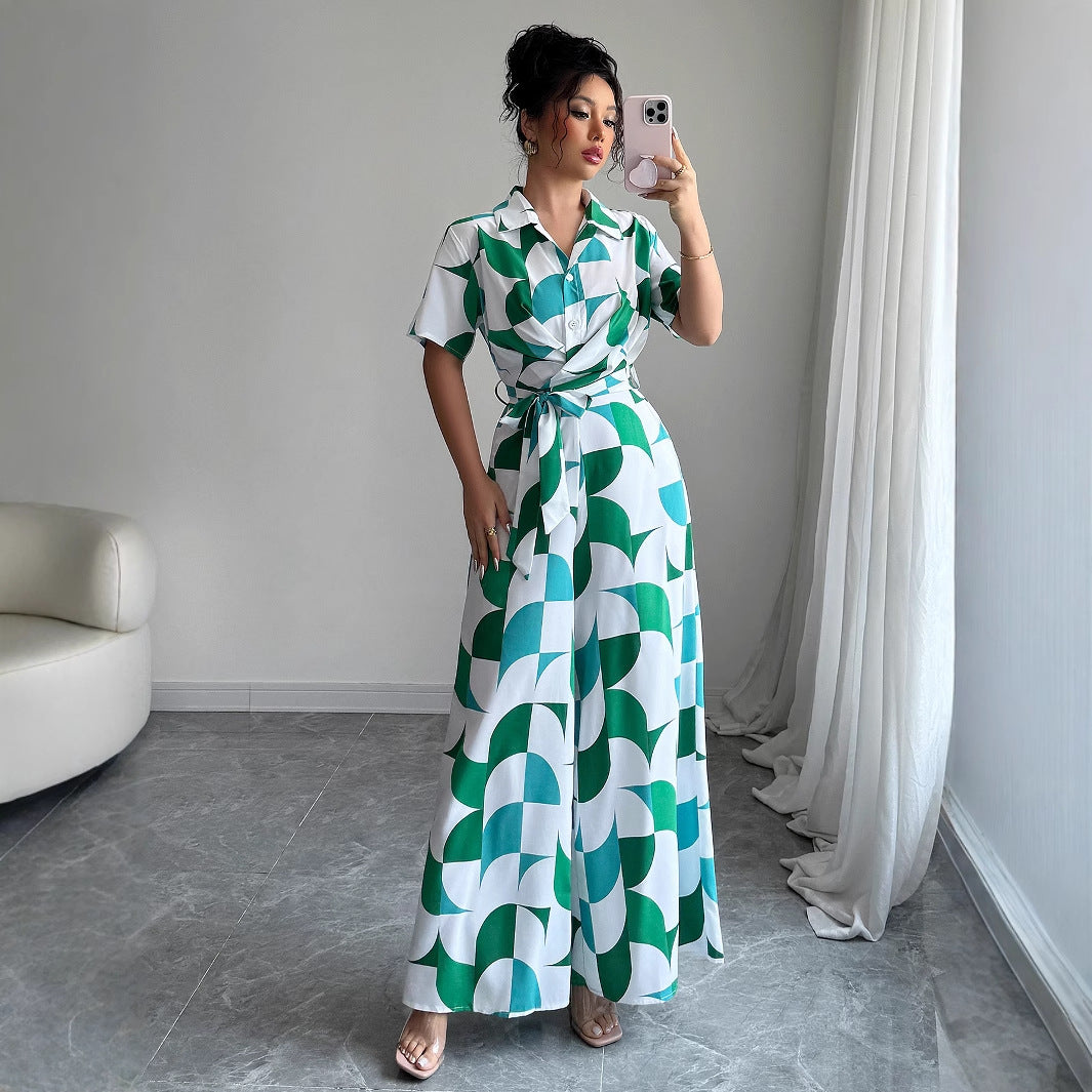 Elegante tuta intera verde a gamba larga di Valentina Lo Bello