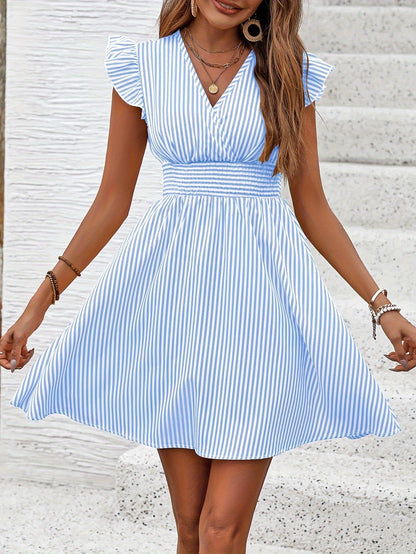 Elegante abito a righe con scollo a V di Valentina Lo Bello