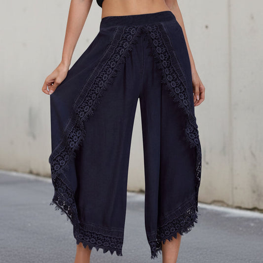 Eleganti pantaloni a gamba larga in pizzo di Valentina Lo Bello