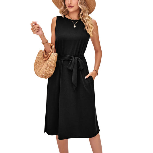 Elegante abito midi senza maniche con cintura di Valentina Lo Bello