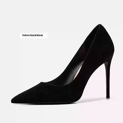 Eleganti décolleté in pelle con tacco a spillo Valentina Lo Bello