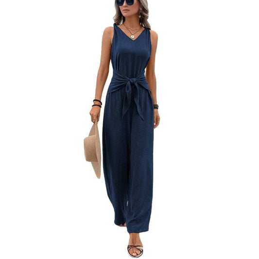 Elegante tuta intera senza maniche di Valentina Lo Bello, colore blu scuro.
