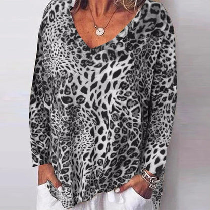 Top con scollo a V e stampa leopardata di Valentina Lo Bello
