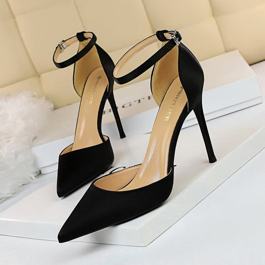 Elegant Silk Pointed Heels by Valentina Lo Bello