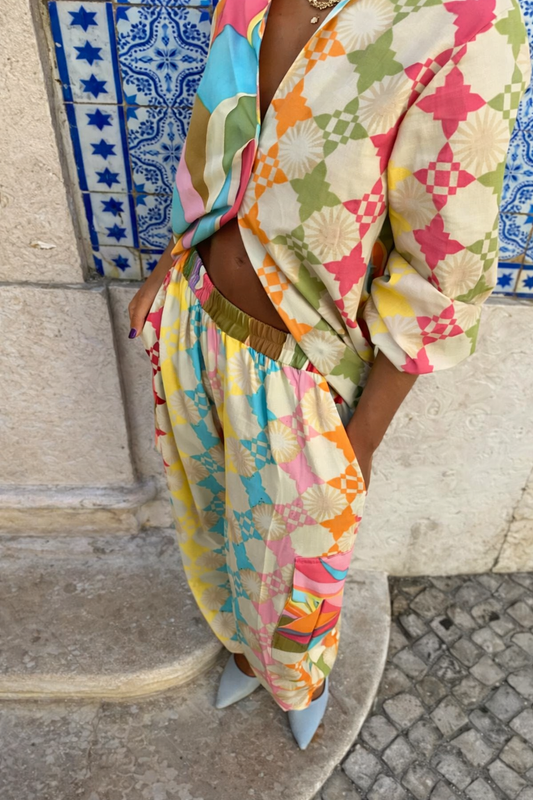 Camicia a maniche lunghe Valentina Lo Bello con stampa graffiti dai colori vivaci