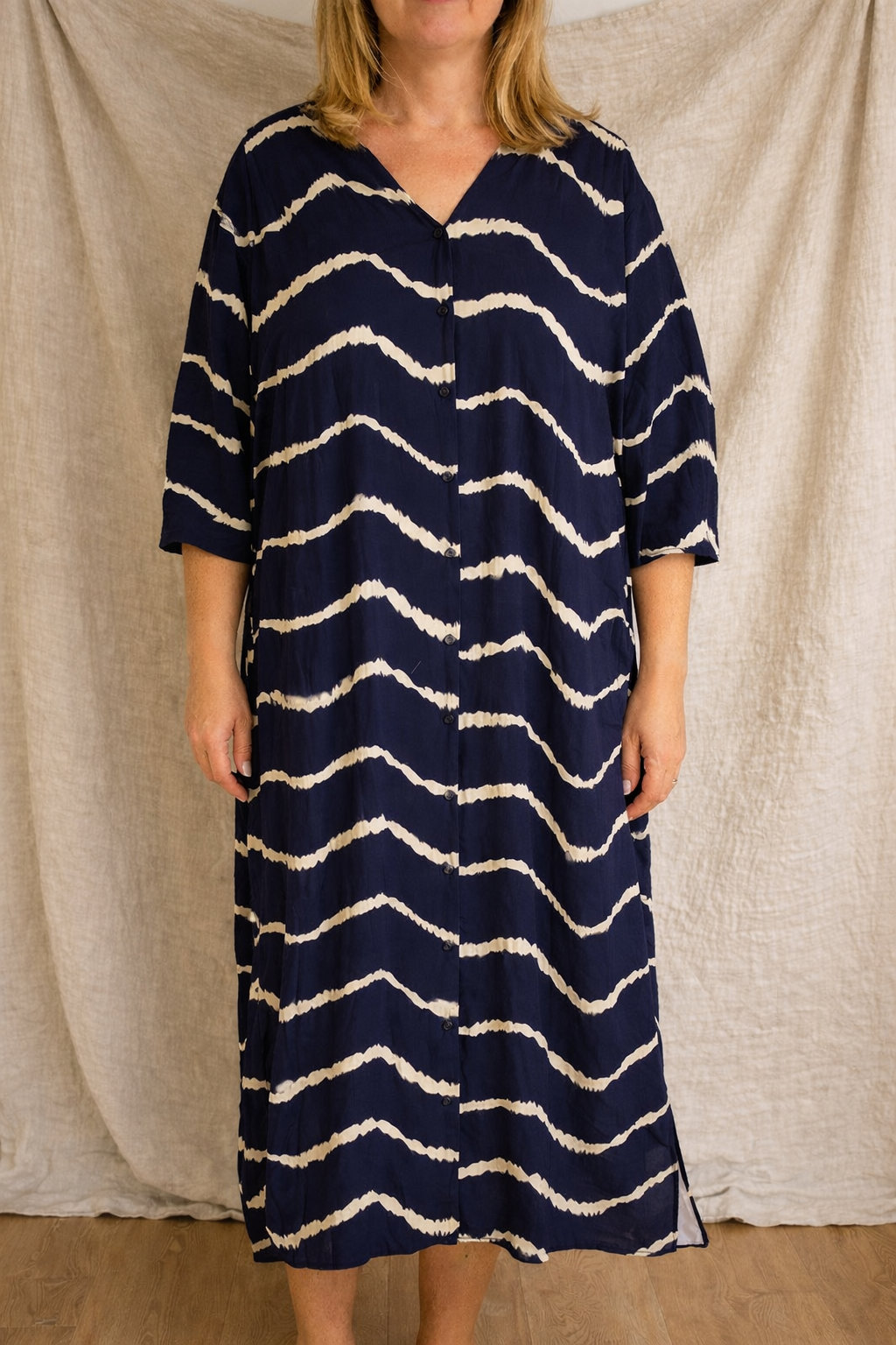 Cardigan estivo in stile retrò blu navy di Valentina Lo Bello