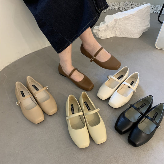 Chic Everyday Valentina Lo Bello Low Heel Mary Janes