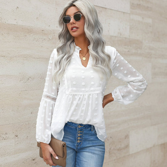 Elegante camicetta con scollo a V in pizzo di Valentina Lo Bello
