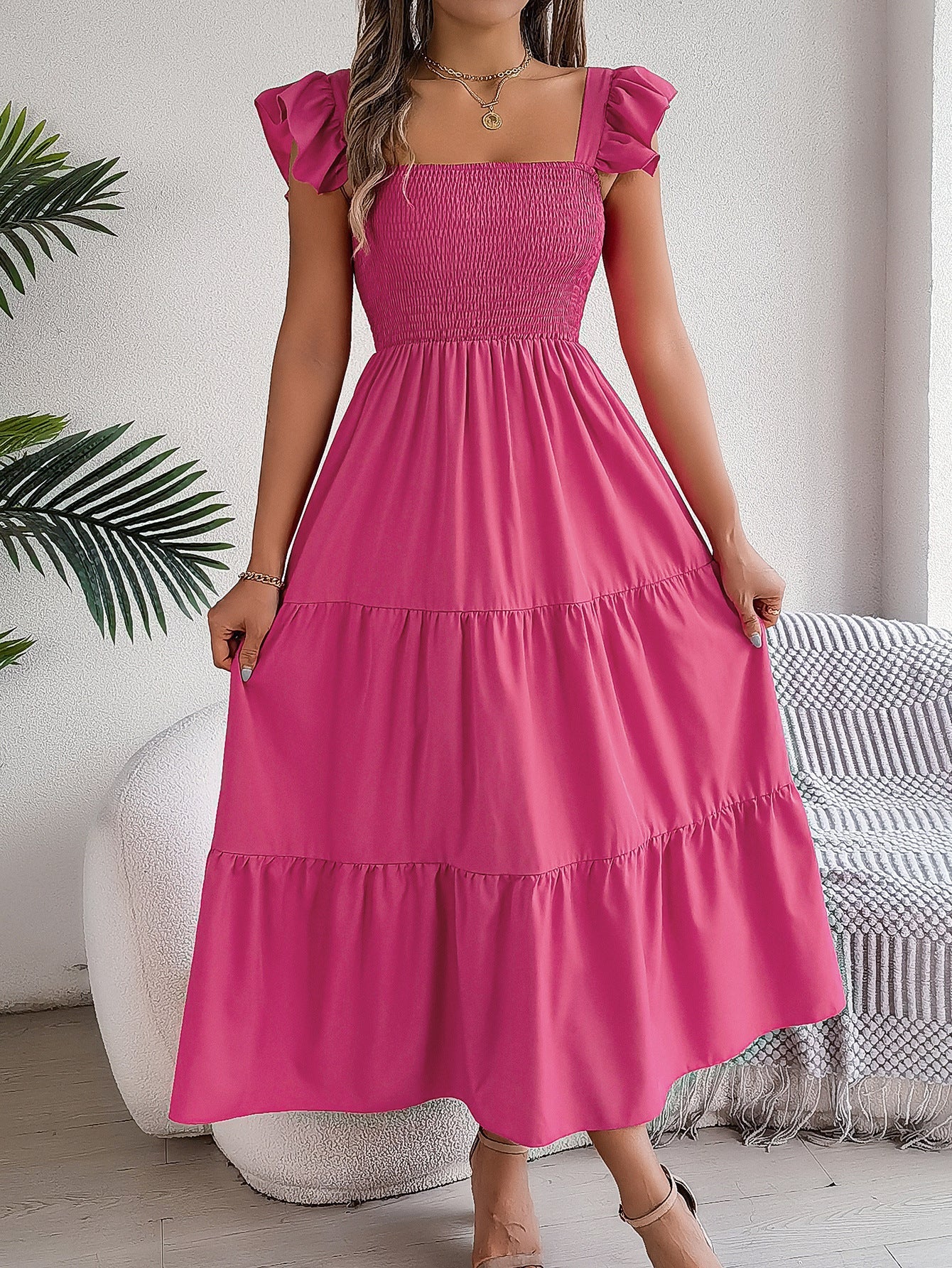 Elegante abito estivo midi senza maniche di Valentina Lo Bello