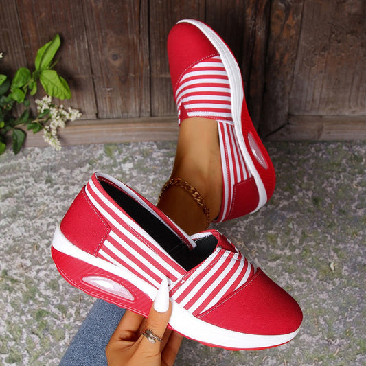 Scarpe slip-on leggere a righe da donna Valentina Lo Bello